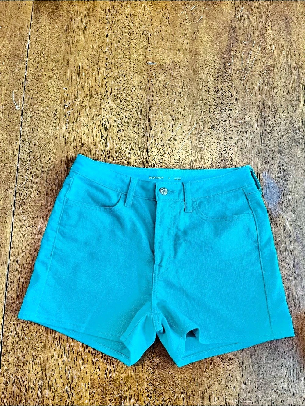 Old Navy High-Rise Wow Shorts in Green Size 6